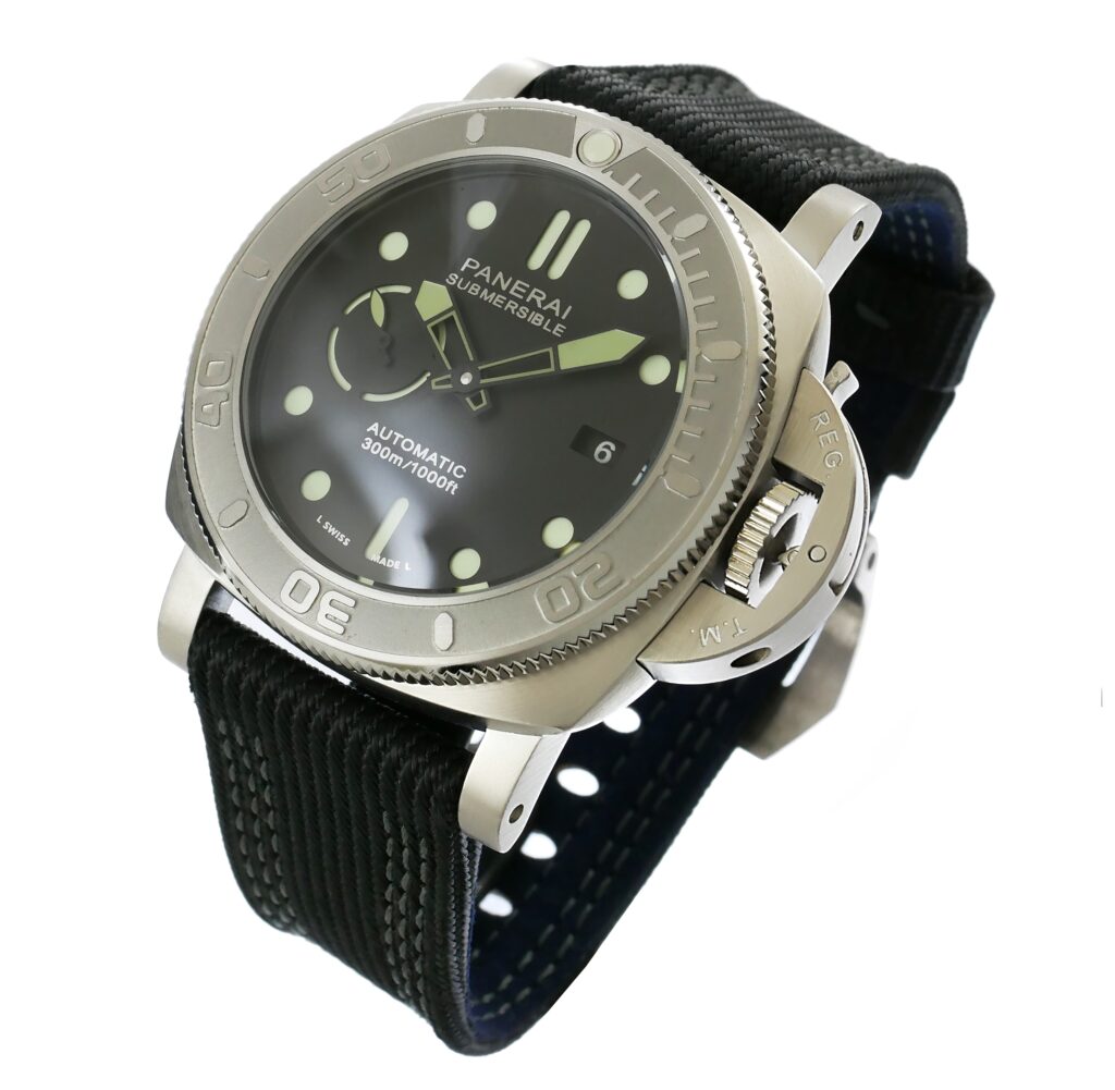 Panerai - Submersible - Mike - Horn - Pam00984 Replica